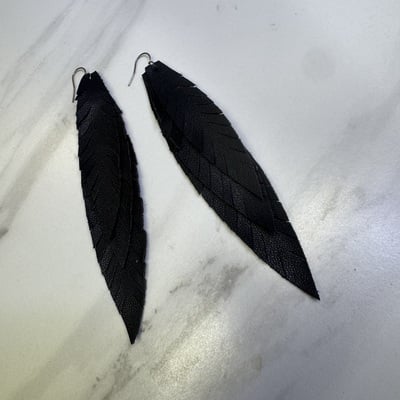 Imperfect vegan  5" feathers 