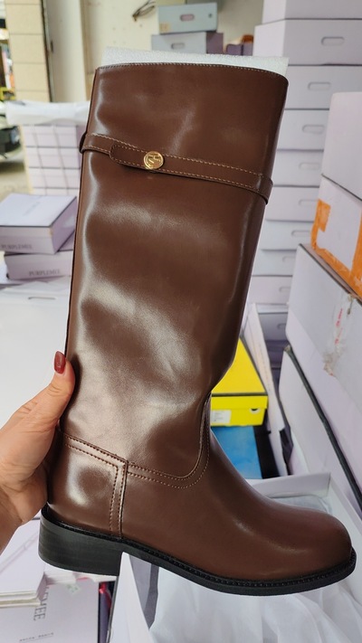 Women's knight boots with small gold buckles not over-the-knee straight boots