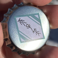 [MXTX MDZS] Emperor's Smile Bottle Cap Buttons - Thumbnail 1