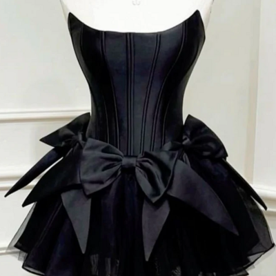 A-line sleeveless black satin mini homecoming dress - Thumbnail 2