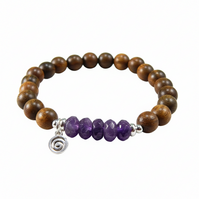 Amethyst & sandalwood meditation bracelet – calm, intuition & spiritual healing