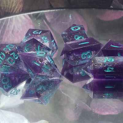 Mad mage whispers polyhedral set