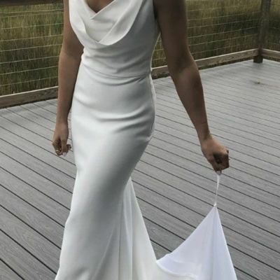 Sheath v neck draped backless wedding dress bridal gown