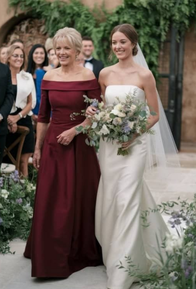 Off the Shoulder Wine Red Burgundy Mother of Bride/Groom Dress Evening Formal Gowns