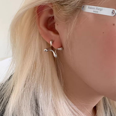 LIQUID STAR EARRINGS