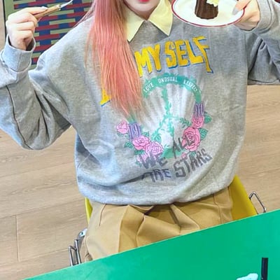 Be myself moon garfen sweatshirt