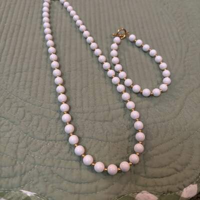 White and gold bead necklace bracelet set