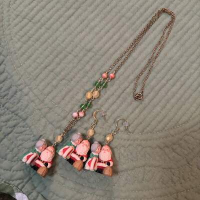1990 the kringles necklace earring set 