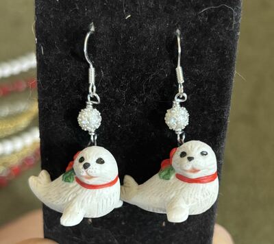 Merry Seal Earrings