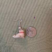 Merry Seal Earrings - Thumbnail 1