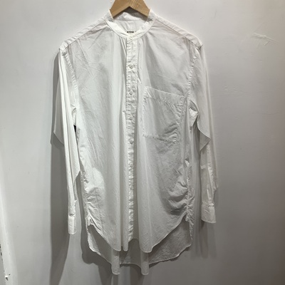 Interim white colarless shirt 