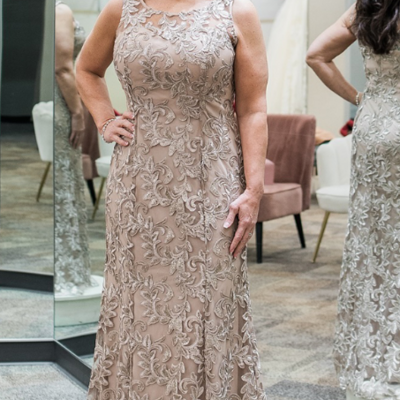 Vintage champagne mother of the bride/groom dresses lace appliques evening gowns 