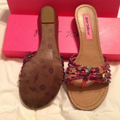 Brand new betsey johnson flip flops