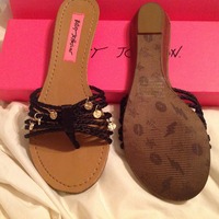 Brand New Betsey Johnson Flip Flops - Thumbnail 1