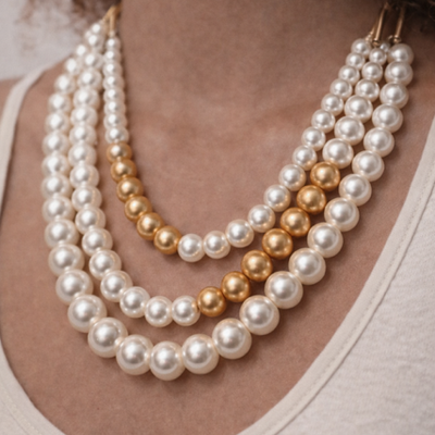 Creamy pearl necklace & earrings set