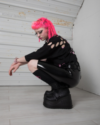 "Intrigue" PVC Biker Shorts - Thumbnail 3