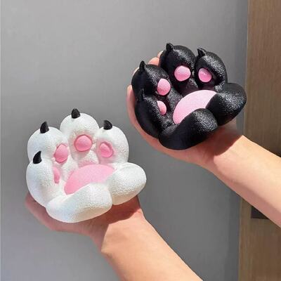 Cute paw decor holder