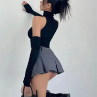 Y2K Turtleneck Crop Top - Thumbnail 2