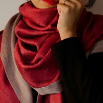 Pure Cashmere scarf. Small-batch woven in India.