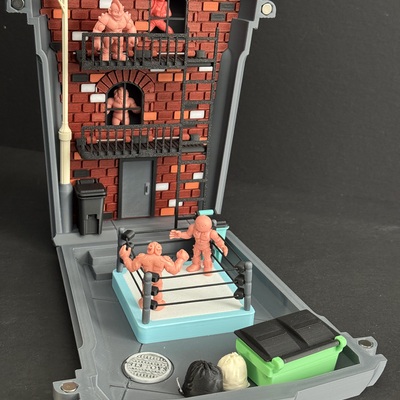 M.u.s.c.l.e. max trashcan alley playset