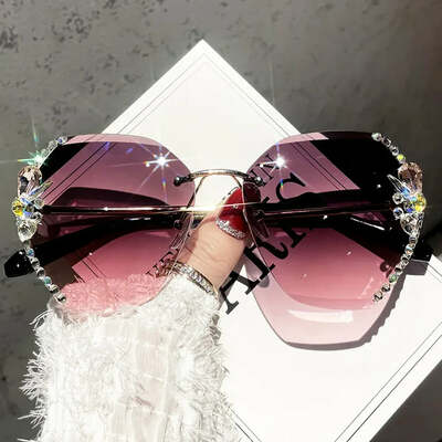 Luxury brand design vintage rimless rhinestone sunglasses women men fashion gradient lens sun glasses shades for female