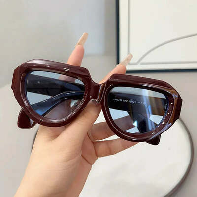 Luxurious retro square sunglasses women men vintage female male geometric fashion glasses trendy frame