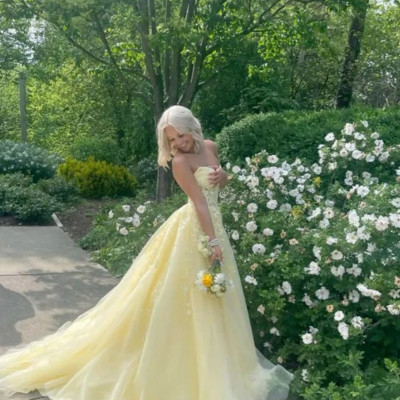 Ball gown sweetheart yellow tulle evening dresses with lace applique  - Thumbnail 1