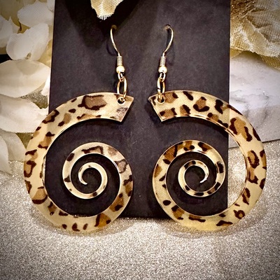 Wild spiral leopard print earrings