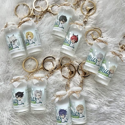 Hoyoverse men milk jar keychain