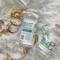 Hoyoverse Men Milk Jar Keychain - Thumbnail 3