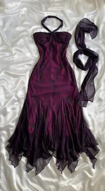 dark purple halter prom dress fitted lace wedding dress Vintage Dark Purple Halter-neck Beaded Ruffled Charming Prom Dress Eve DSProm