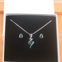 BOXED GIFT SET/925 Emerald (Lab Created) Pendant & 18"Silver Chain/Emerald Necklace/Emerald Jewellery/Emerald Jewelry/Emerald Jewelery/UK - Thumbnail 8