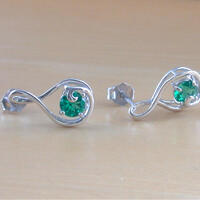 BOXED GIFT/925 Silver Emerald (Lab Created) Stud Earrings/Emerald Studs/Emerald Jewelry/Emerald Jewellery/Emerald Jewelery/May Birthstone/UK - Thumbnail 2