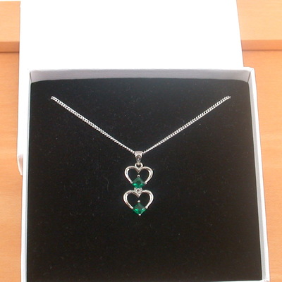 Boxed gift/sterling silver emerald heart pendant & chain/emerald necklace/emerald jewellery/emerald jewelry/gemstone necklace/uk