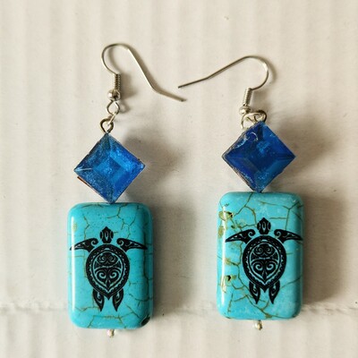 Blue turtle earrings