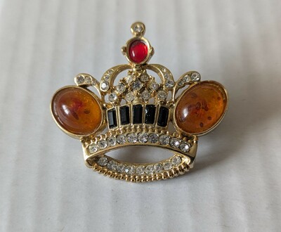 Crown Brooch 