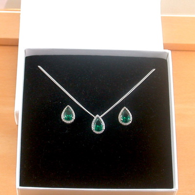 Boxed gift set/sterling silver emerald & cz teardrop pendant & chain/emerald necklace/emerald jewellery/emerald jewelry/may birthstone/uk