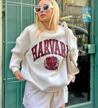HARVARD UNI SWEATER