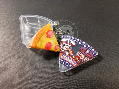 Submas Pizza Keychain