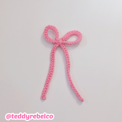 Crocheted bow brooch