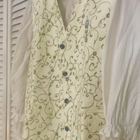 Sara Vest & Shirt  - Thumbnail 3