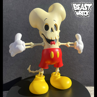 BONEHEAD VINYL TOY - Thumbnail 1