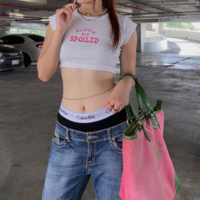 A LITTLE BIT SPOILED CROP TOP - Thumbnail 4