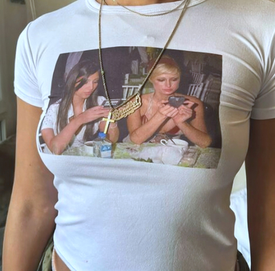 PHONE BESTIES 2000s TEE 