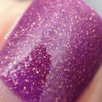 China Glaze - We Got The Beet - Thumbnail 1