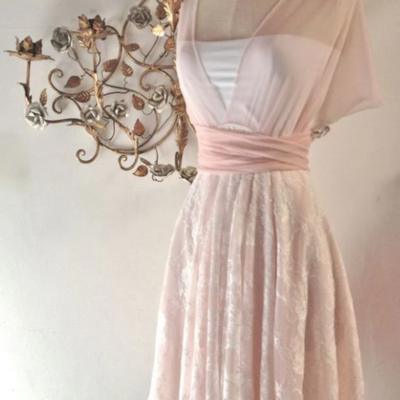 Beautiful pink v neck chiffon short prom dresses