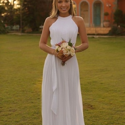 Simple beach sleeveless wedding dress