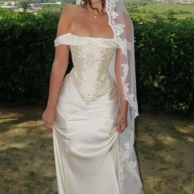 Off shoulder sheath champagne appliques bridal dresses