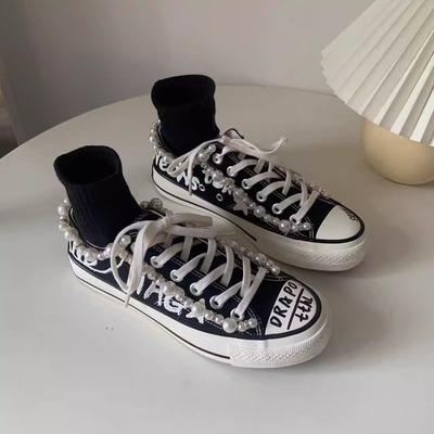 Graffiti and pearl canvas sneakers