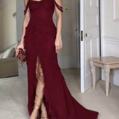 Off shoulder straps wine red multi layered ruffles prom dresses